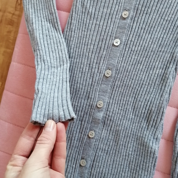 ** SOLD ** ARITZIA BABATON long grey button up dress - Picture 3 of 4